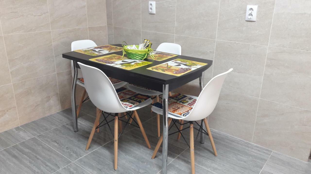 Târgu-Mureş Travel Homzzz Apartments מראה חיצוני תמונה