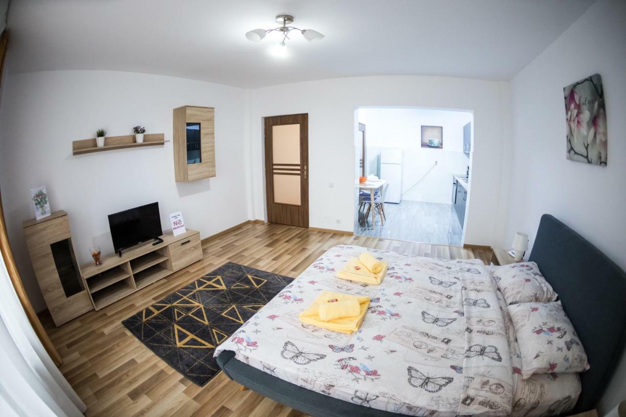 Târgu-Mureş Travel Homzzz Apartments מראה חיצוני תמונה